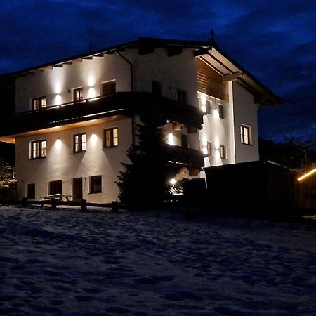Nicky Apartments And Studios นีเดอเรา ภายนอก รูปภาพ
