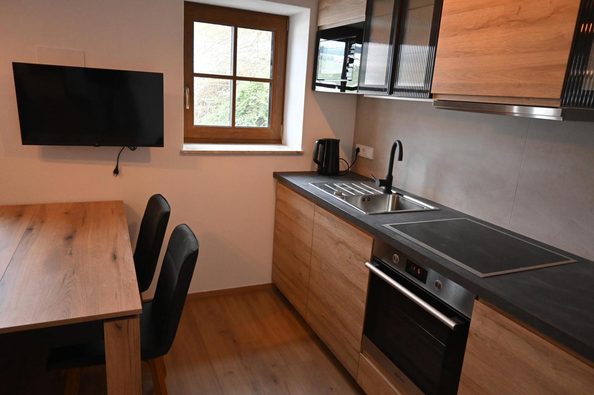 Nicky Apartments And Studios นีเดอเรา ภายนอก รูปภาพ