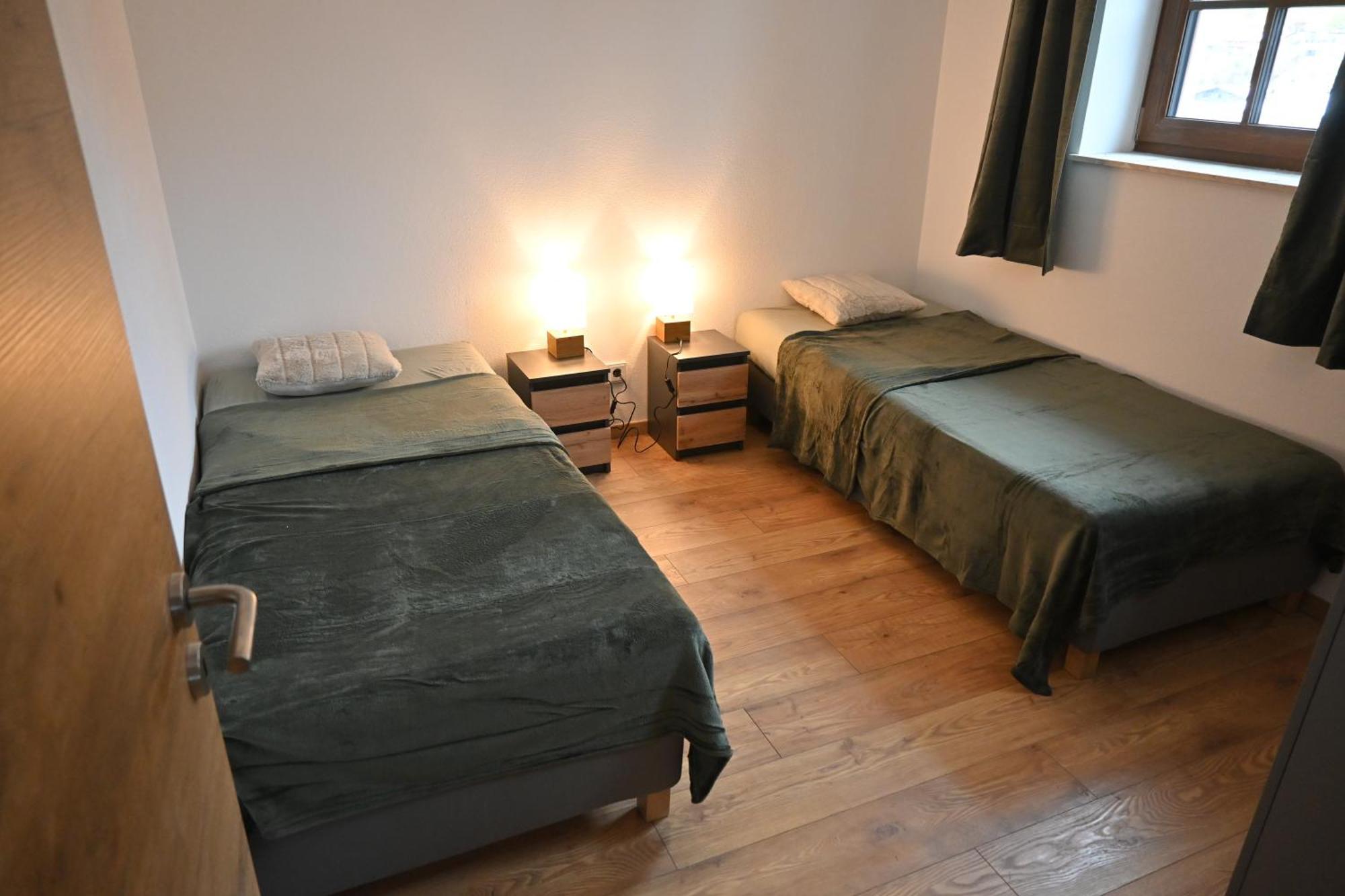Nicky Apartments And Studios นีเดอเรา ภายนอก รูปภาพ