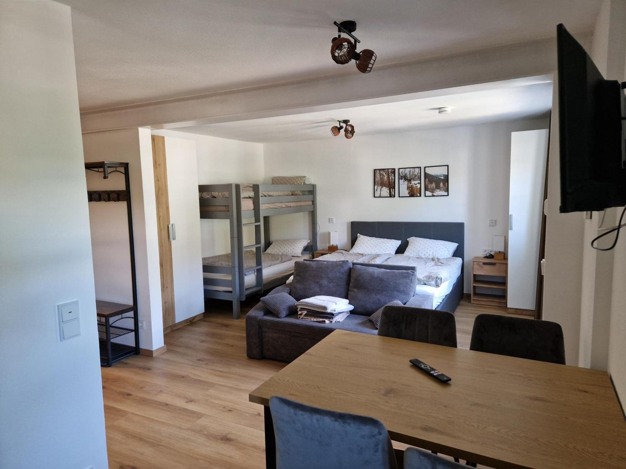 Nicky Apartments And Studios นีเดอเรา ภายนอก รูปภาพ