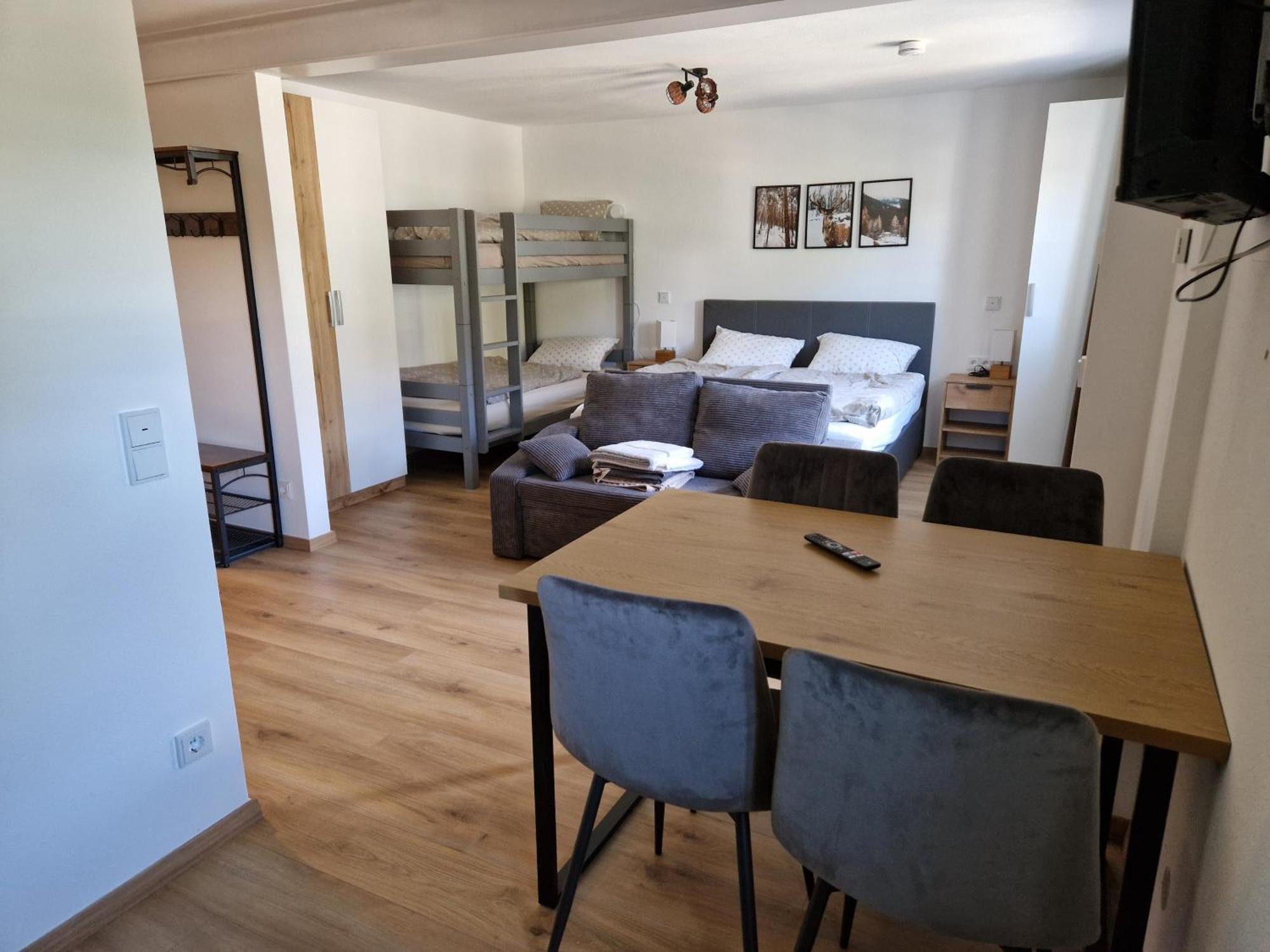 Nicky Apartments And Studios นีเดอเรา ภายนอก รูปภาพ