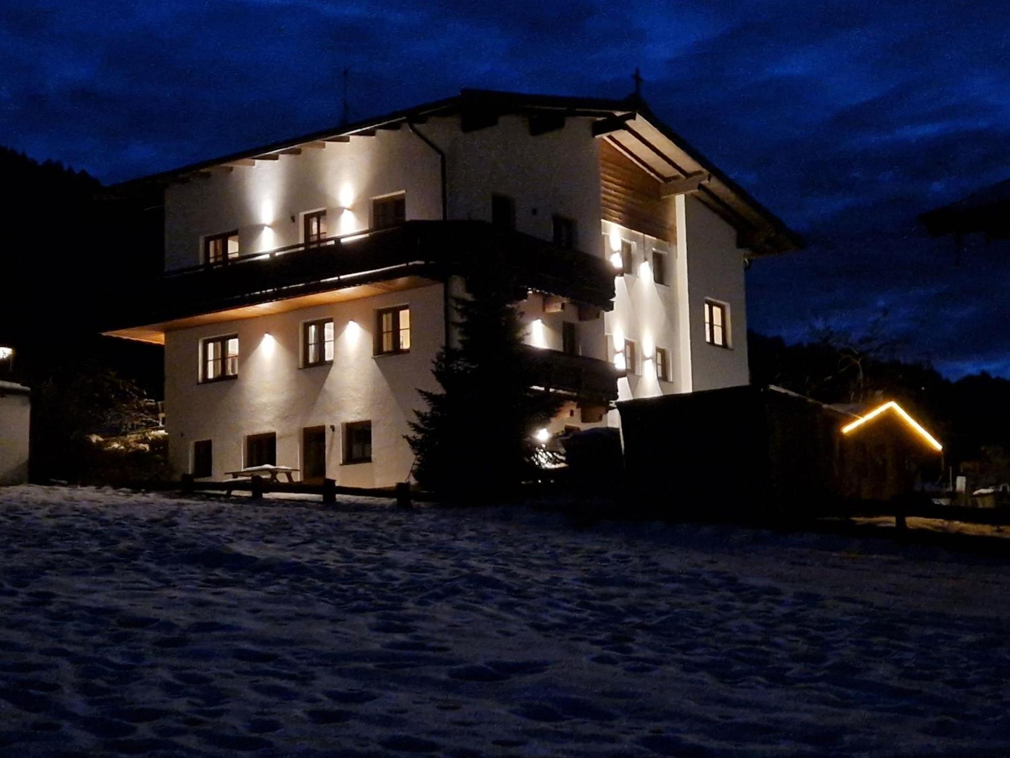 Nicky Apartments And Studios นีเดอเรา ภายนอก รูปภาพ